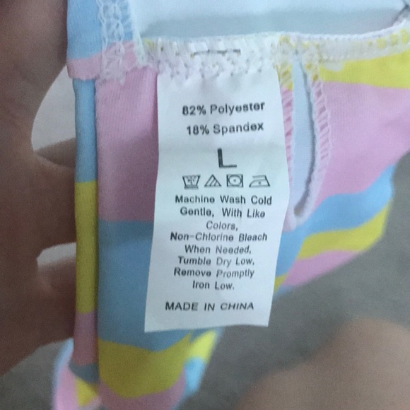 Pastel striped bikini swimsuit - Picture 5 of 5